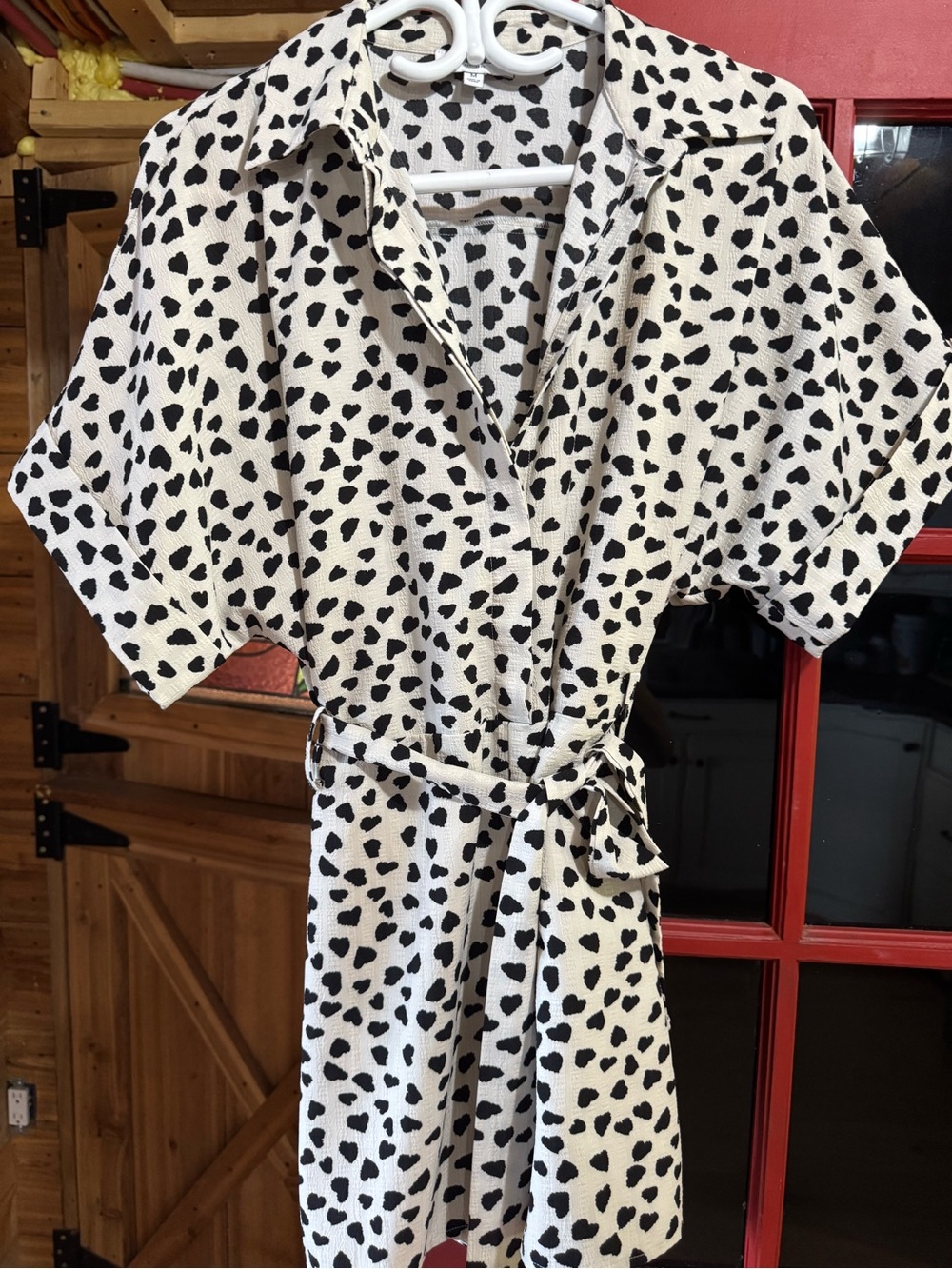 Gilli White Robe with Black Heart Print and Belt